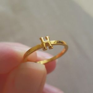 Gorjana Initial Ring - "H"